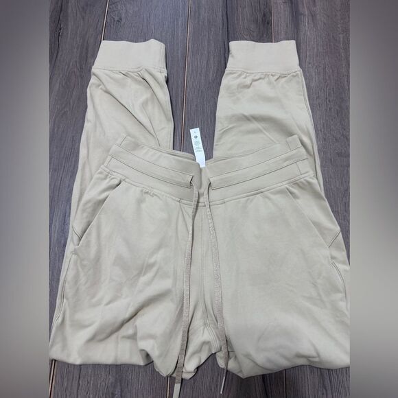 lululemon athletica Pants - Ready to rulu 25”
